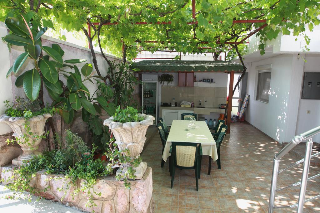 Guest House Ugljevarevic Budva Rum bild